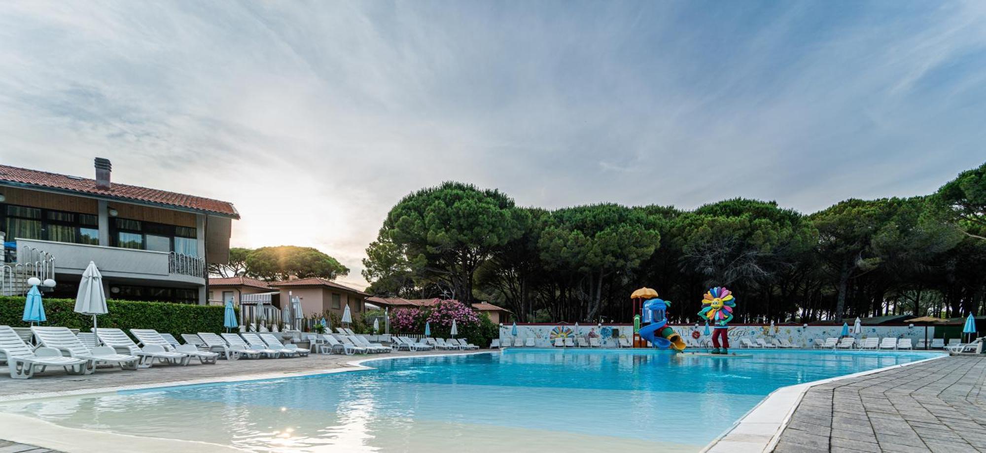 Arcobaleno Village H Marina Di Bibbona Dış mekan fotoğraf