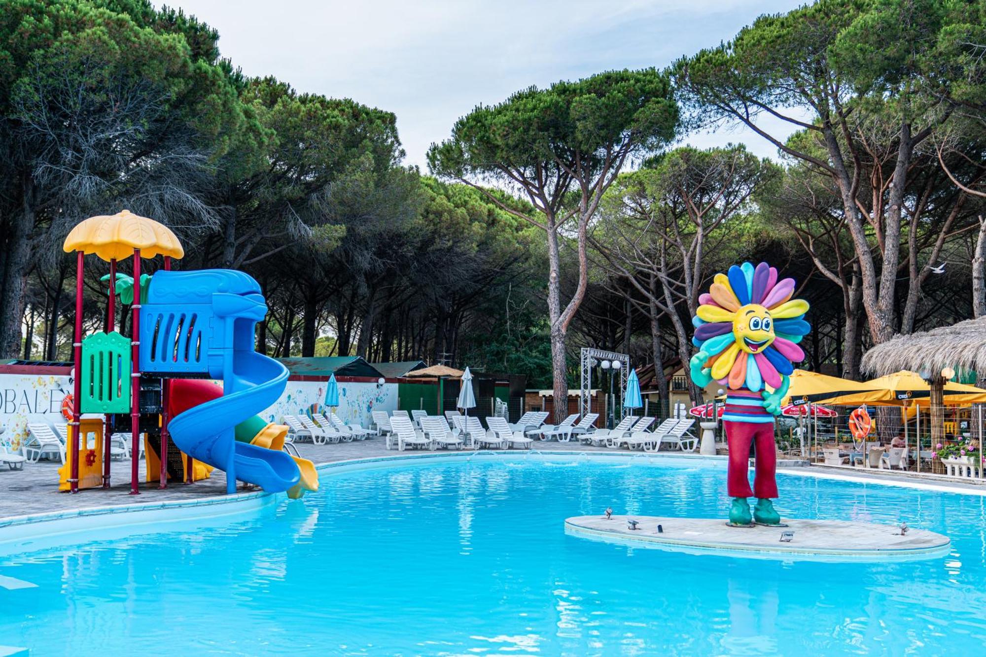Arcobaleno Village H Marina Di Bibbona Dış mekan fotoğraf